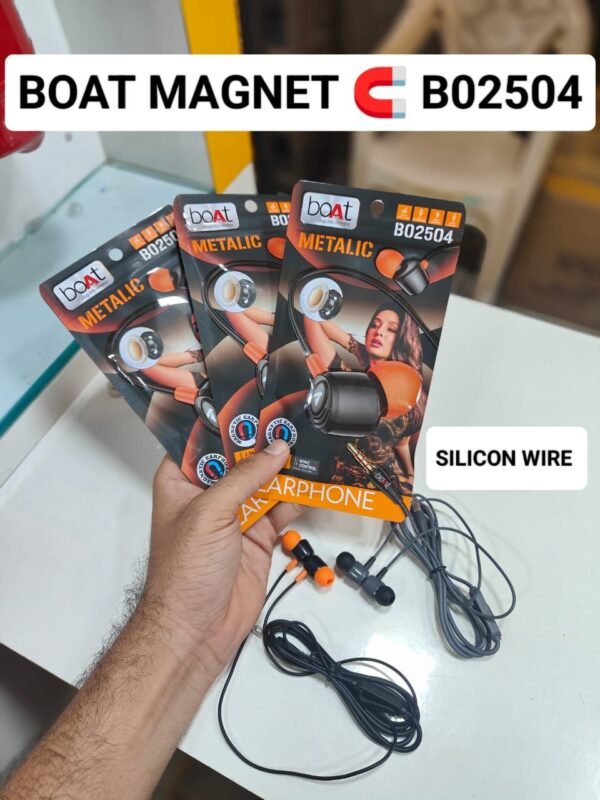 BOAT MEGNET BO2504 WIRED EARPHONE